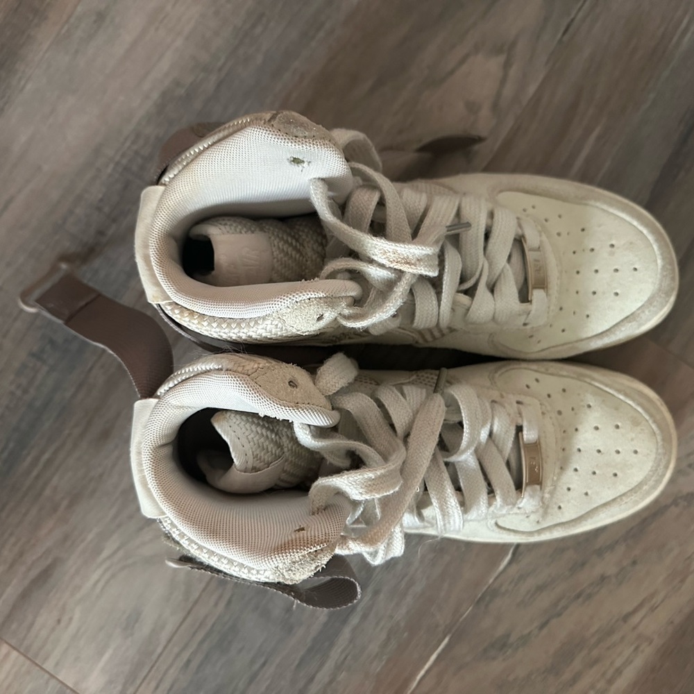 Nike Kids High-Top Sneakers - Cream and Brown